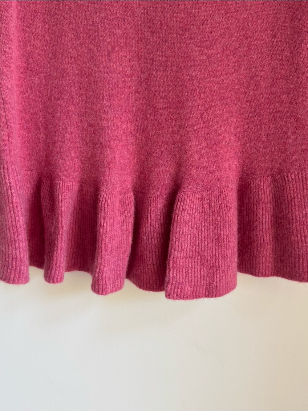 Isaac Mizrahi 2-Ply Cashmere
Ruffle Peplum‎ Sweater NEW S - Picture 8 of 12